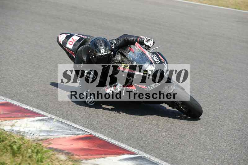 /Archiv-2023/28 05.06.2023 Moto Club Anneau du Rhin/vert-medium/3